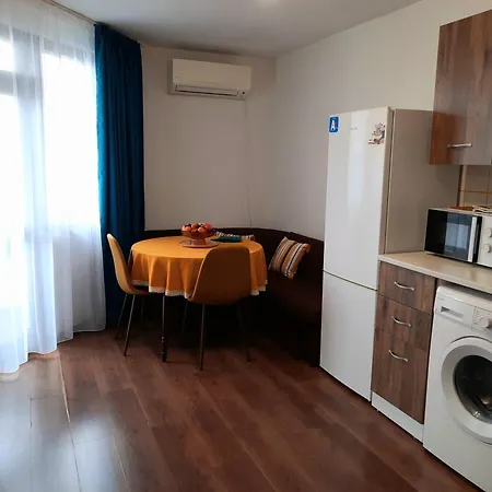 Appartement Eleny *